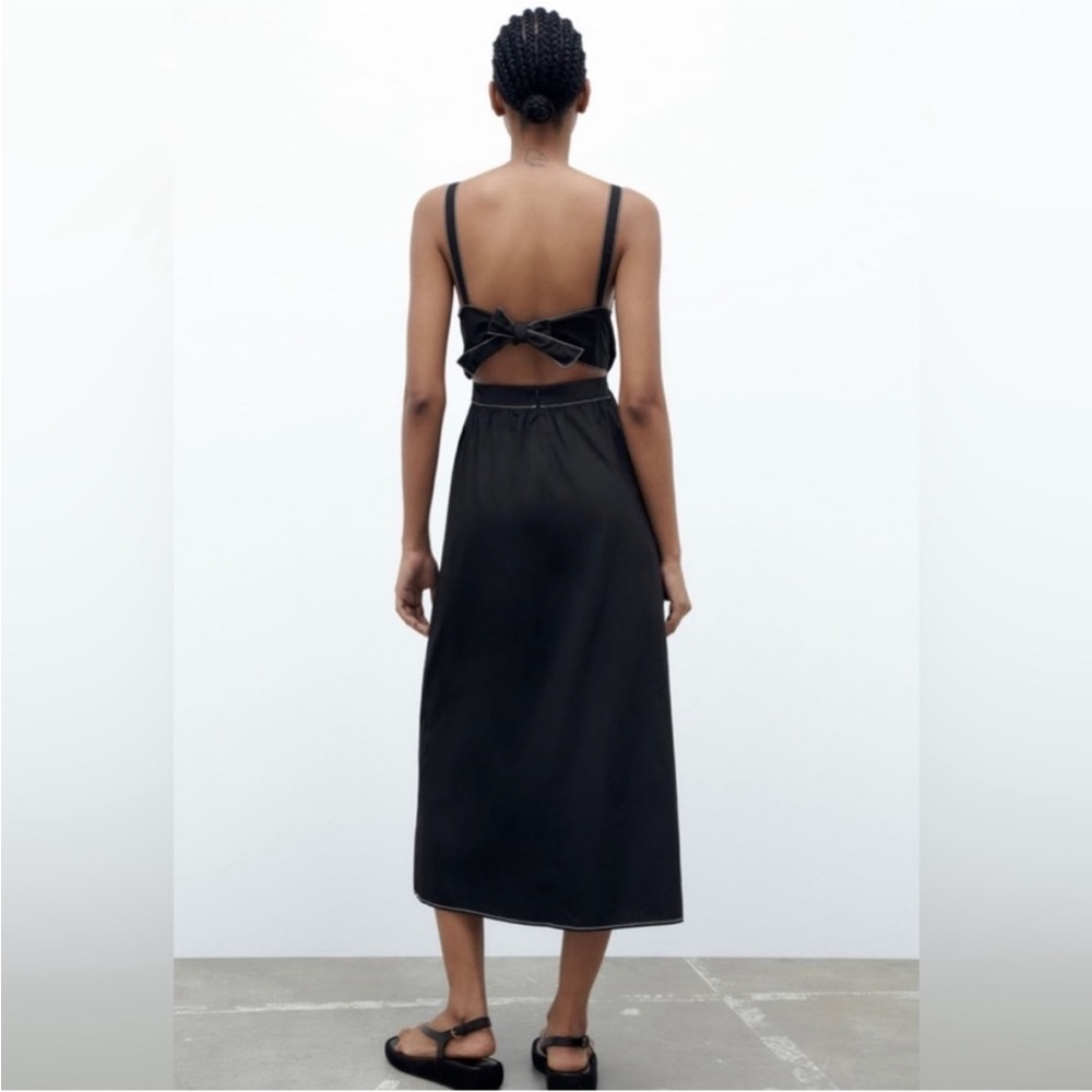 Zara Black Sleeveless Poplin Midi Dress with white stitching and tie back
